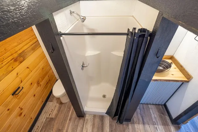 $3,952,000 | 35900 10th Highway, Rayville, MO 64084