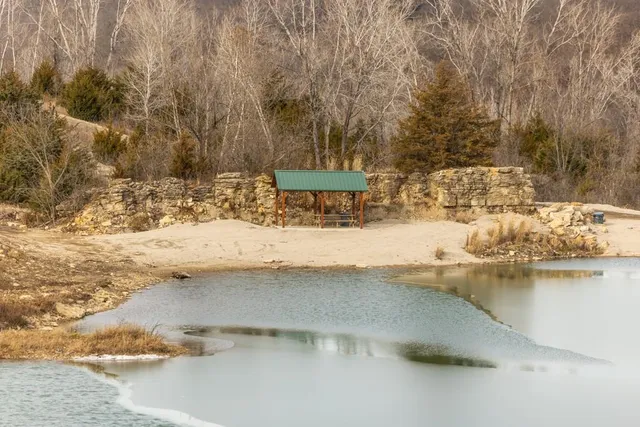 $3,952,000 | 35900 10th Highway, Rayville, MO 64084