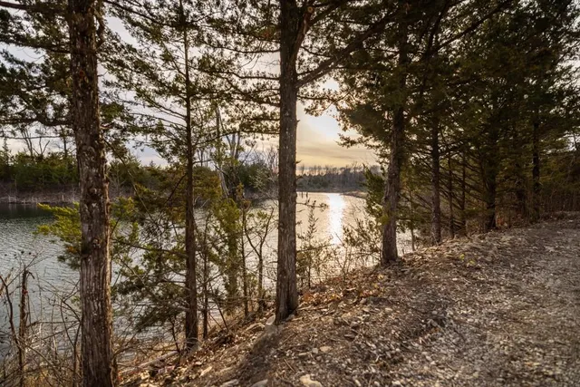 $3,952,000 | 35900 10th Highway, Rayville, MO 64084