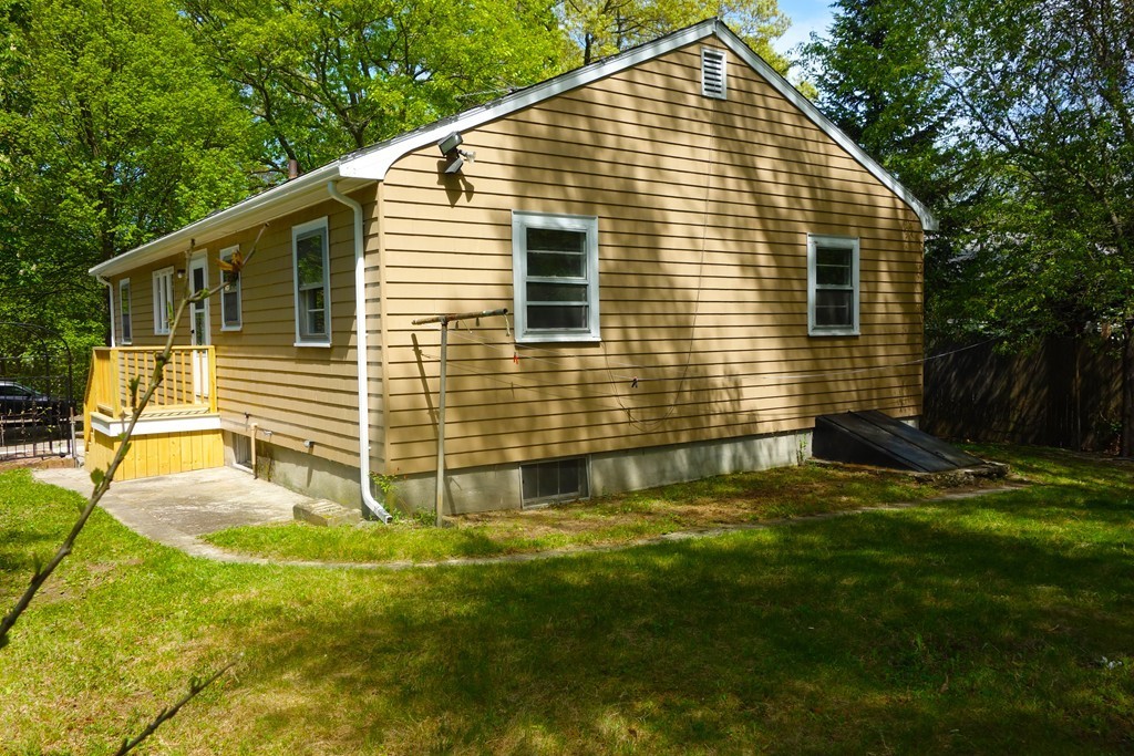 167 Greensboro Road Dedham, MA 02026 - Photo 27 of 29 Gallery Image 27