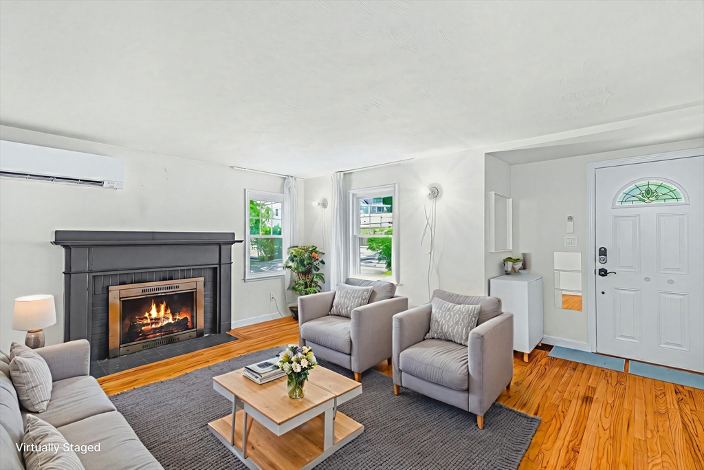 567 Poplar Street Boston, MA 02131 - Photo 7 of 42