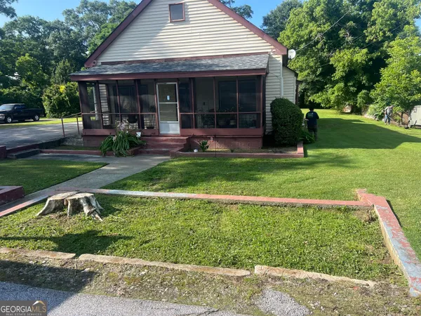 $1,500 | 1764 Green Street Northeast, Conyers, GA 30012
