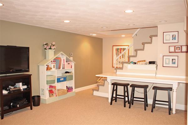 166 Debora Road North Attleboro, MA 02760 - Photo 15 of 22 Gallery Image 15