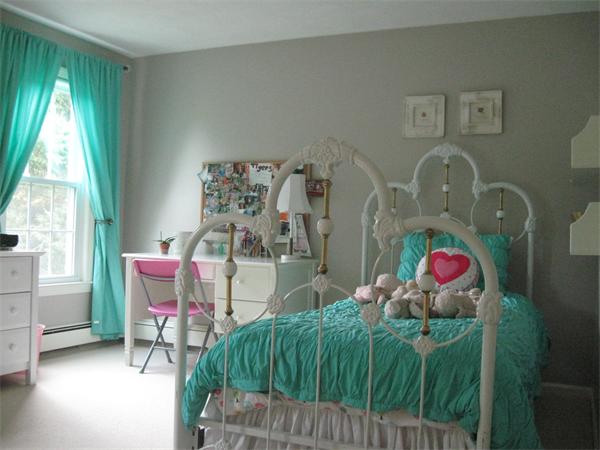 166 Debora Road North Attleboro, MA 02760 - Photo 10 of 22 Gallery Image 10