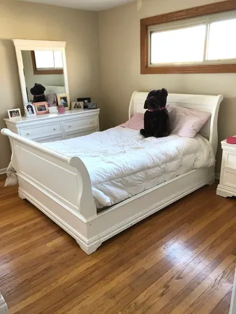 $3,400 | 9529 Kenneth Avenue, Skokie, IL 60076