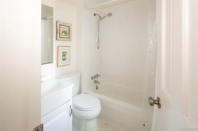 $1,885,000 | 1 Canal Road, Hampton Bays, NY 11946