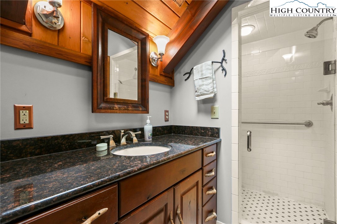 1040 Blackberry Road Boone, NC 28607 - Photo 21 of 35 Gallery Image 21