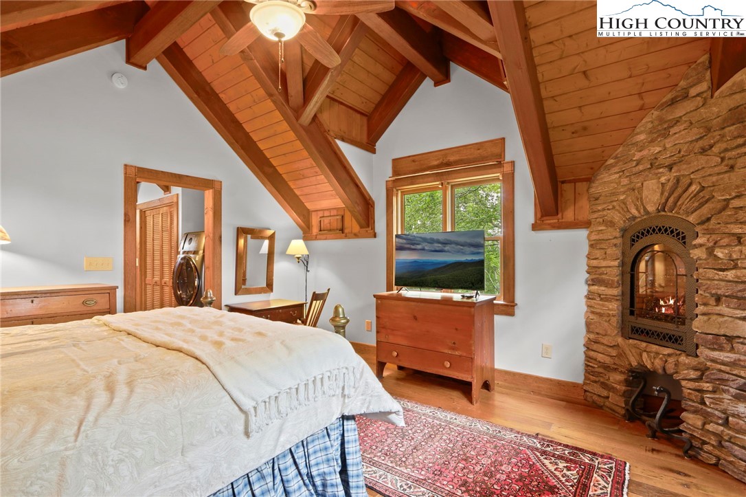 1040 Blackberry Road Boone, NC 28607 - Photo 24 of 35 Gallery Image 24