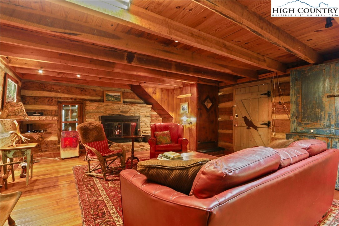 1040 Blackberry Road Boone, NC 28607 - Photo 3 of 35 Gallery Image 3