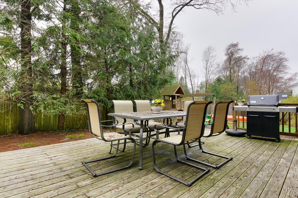 53 Rock Road North Andover, MA 01845 - Photo 23 of 25 Gallery Image 23