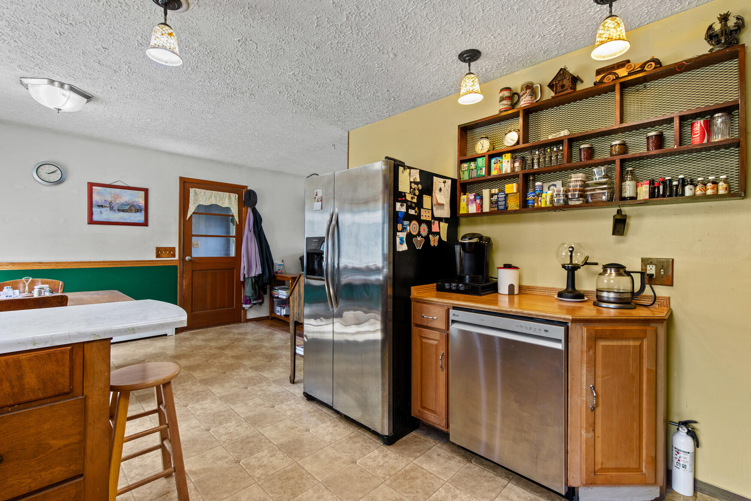 17 Jellerson Road Sanford, ME 04073 - Photo 9 of 23 Kitchen