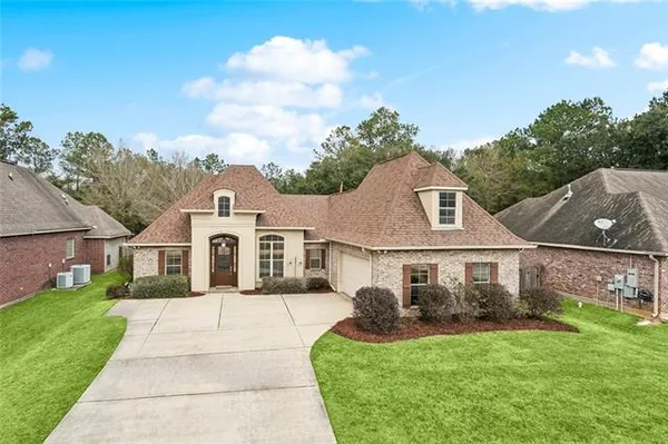 $434,000 | 829 Sand Fox Run, Madisonville, LA 70447