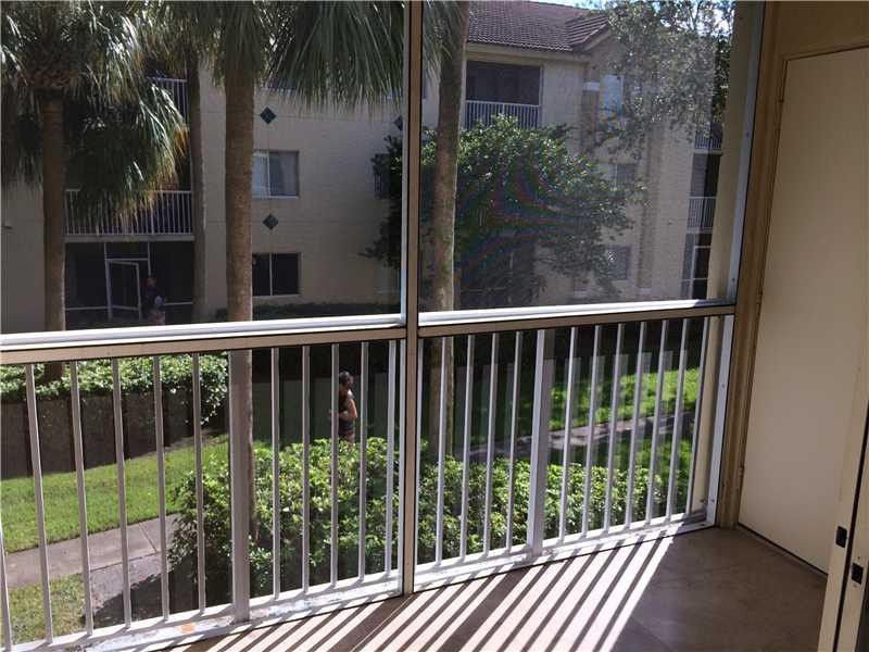 430 South Park Road, Unit 3205 Hollywood, FL 33021 - Photo 10 of 14 Exterior Front