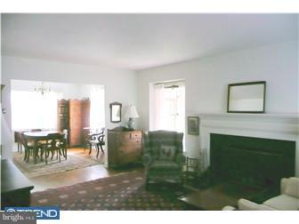 405 Red Leaf Road Wynnewood, PA 19096 - Photo 2 of 8 Gallery Image 2