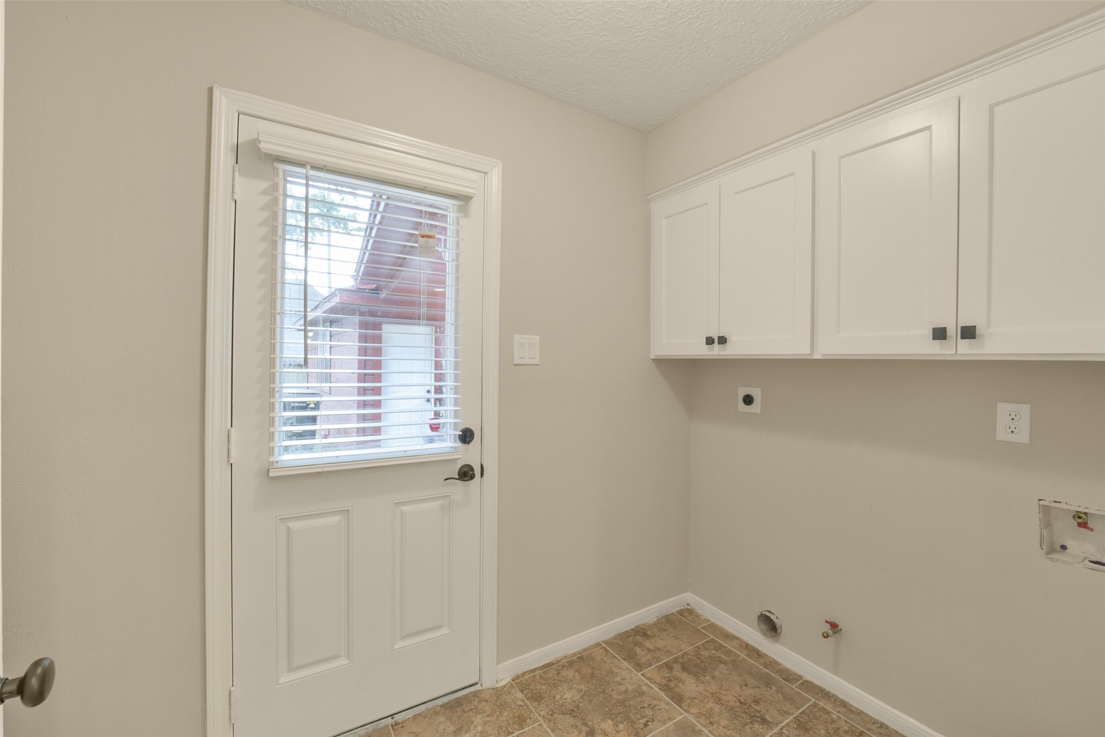 7911 Friars Ct Lane Spring, TX 77379 - Photo 23 of 44