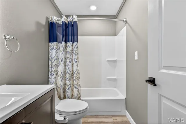 $247,500 | 10 Glen Oaks Drive, Fenton, MO 63026