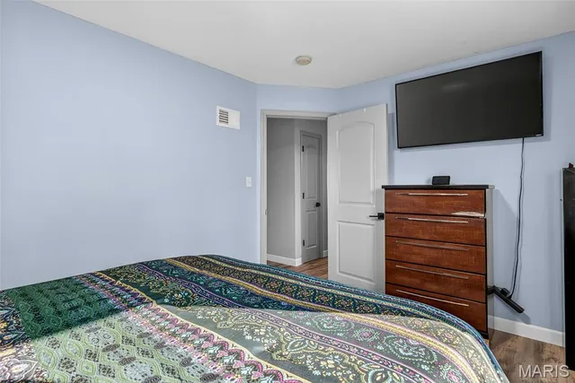 $247,500 | 10 Glen Oaks Drive, Fenton, MO 63026