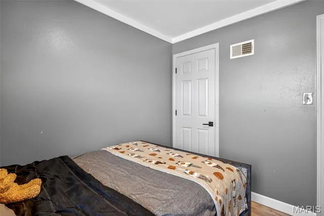 $247,500 | 10 Glen Oaks Drive, Fenton, MO 63026