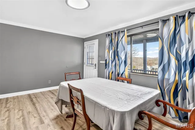 $247,500 | 10 Glen Oaks Drive, Fenton, MO 63026