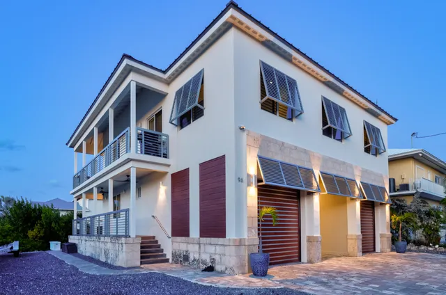 $3,795,000 | 96 West Plaza Del Sol, Islamorada, FL 33036