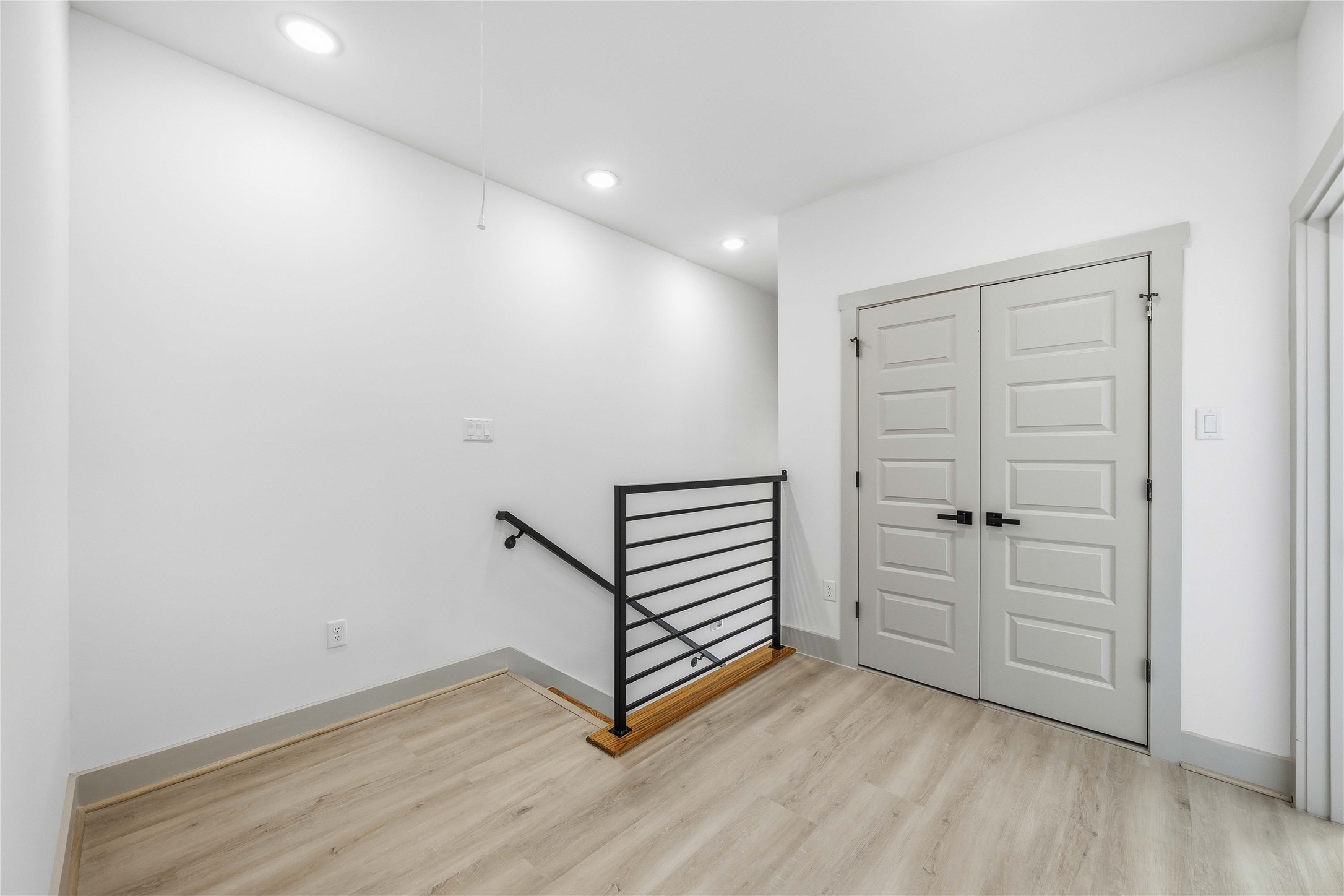 7555 Calhoun Road, Unit A Houston, TX 77033 - Photo 18 of 29 Gallery Image 18
