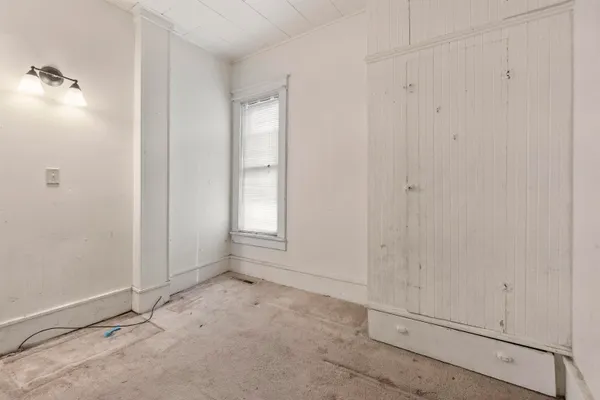 $133,900 | 164 East Johnson Street, Fond du Lac, WI 54935