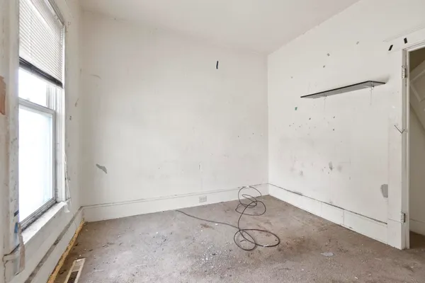 $133,900 | 164 East Johnson Street, Fond du Lac, WI 54935