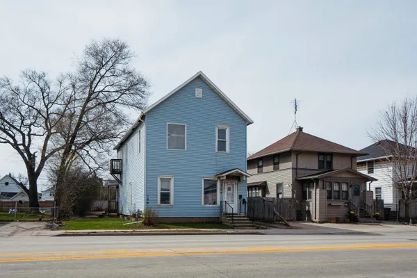 $133,900 | 164 East Johnson Street, Fond du Lac, WI 54935