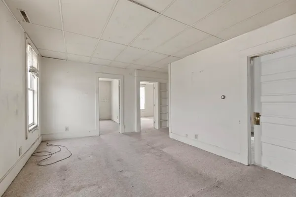 $133,900 | 164 East Johnson Street, Fond du Lac, WI 54935