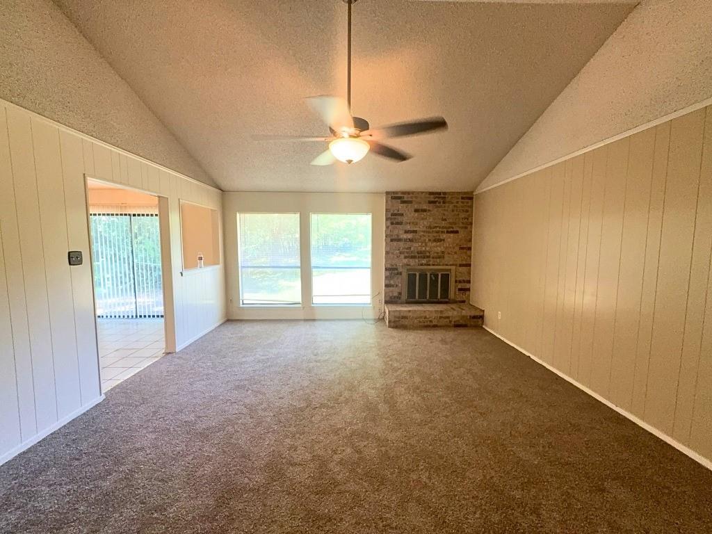 1613 Edgehill Road Benbrook, TX 76126 - Photo 4 of 21 Gallery Image 4