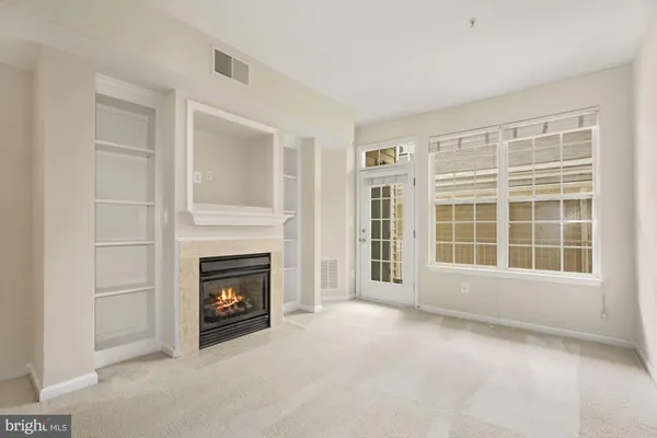 $3,150 | 2664 Manhattan Place, Unit 105, Vienna, VA 22180