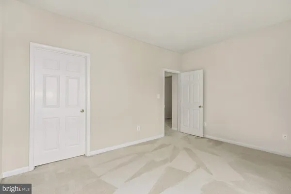 $3,150 | 2664 Manhattan Place, Unit 105, Vienna, VA 22180