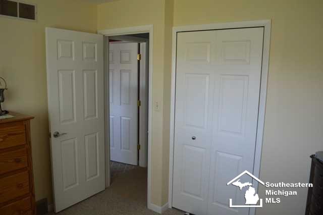 11432 Grafton Road Carleton, MI 48117 - Photo 23 of 33