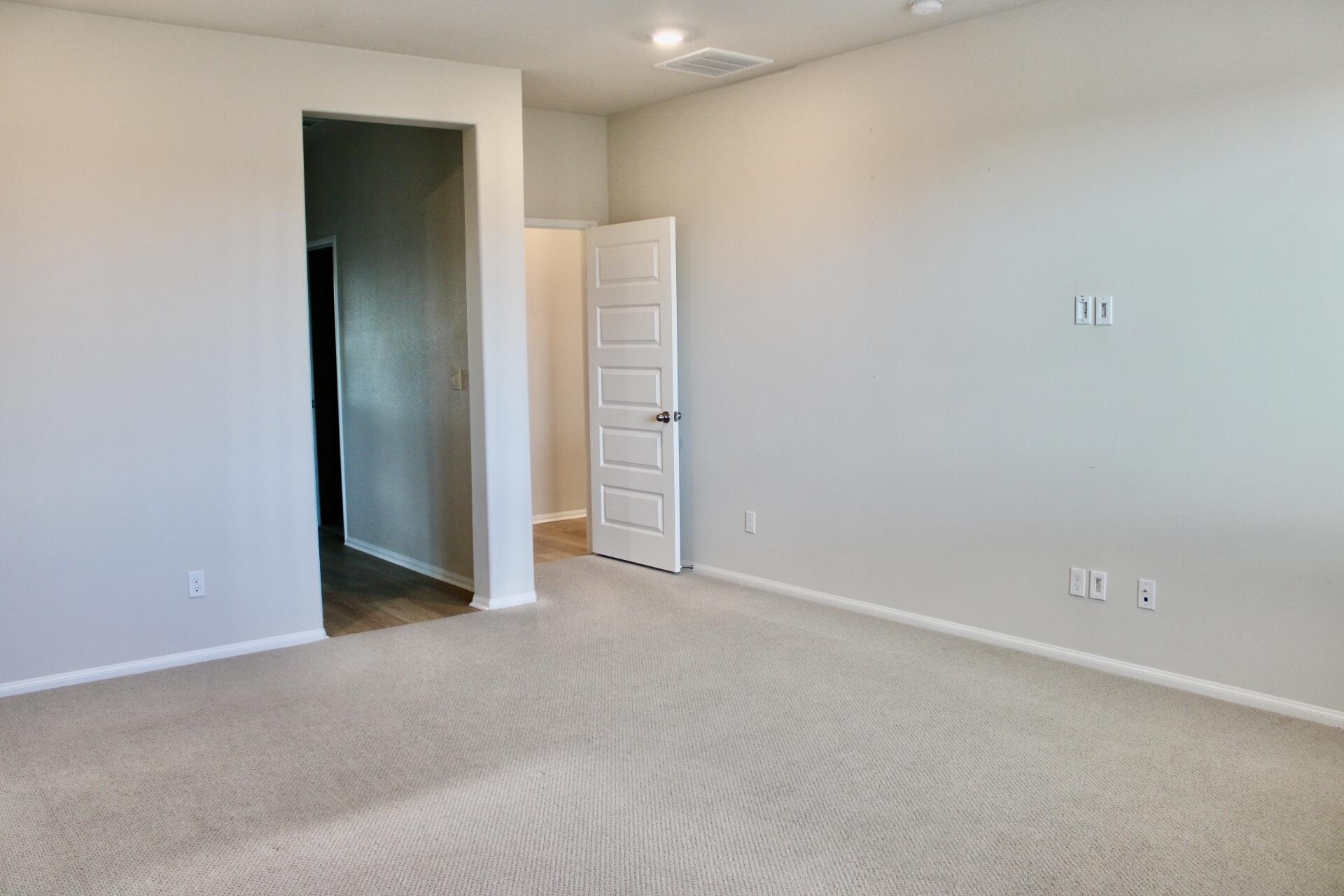 35265 Els Place Beaumont, CA 92223 - Photo 13 of 31 Master bedroom