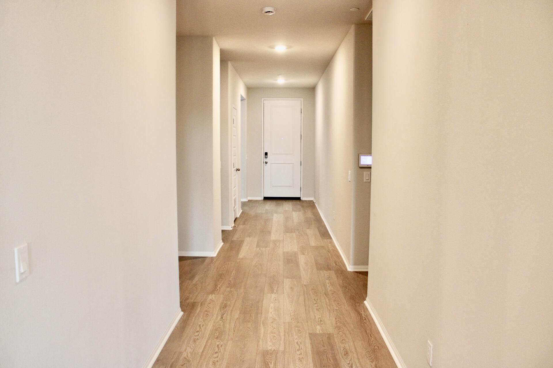 35265 Els Place Beaumont, CA 92223 - Photo 15 of 31 Hallway