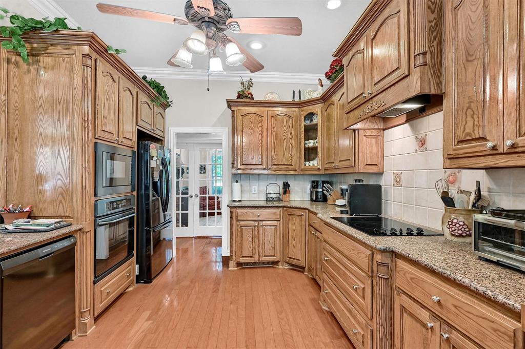 1090 Riley Road Whitesboro, TX 76273 - Photo 15 of 40 Gallery Image 15