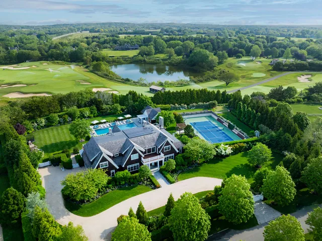 $625,000 | 10 Two Trees Lane, Water Mill, NY 11976