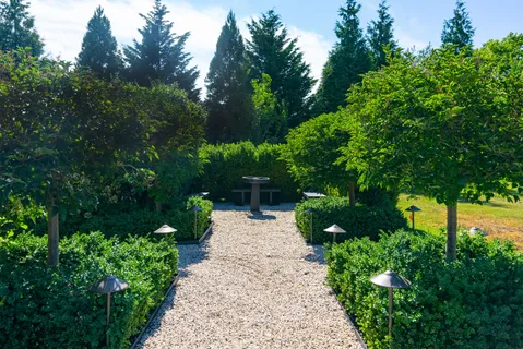 10 Two Trees Lane, Water Mill, NY 11976