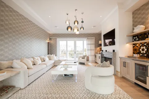 10 Two Trees Lane, Water Mill, NY 11976