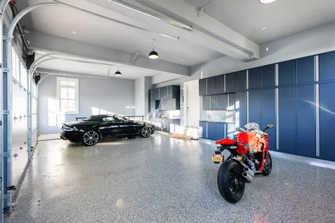 10 Two Trees Lane, Water Mill, NY 11976