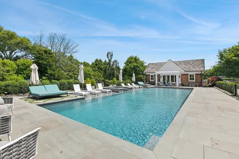 10 Two Trees Lane, Water Mill, NY 11976