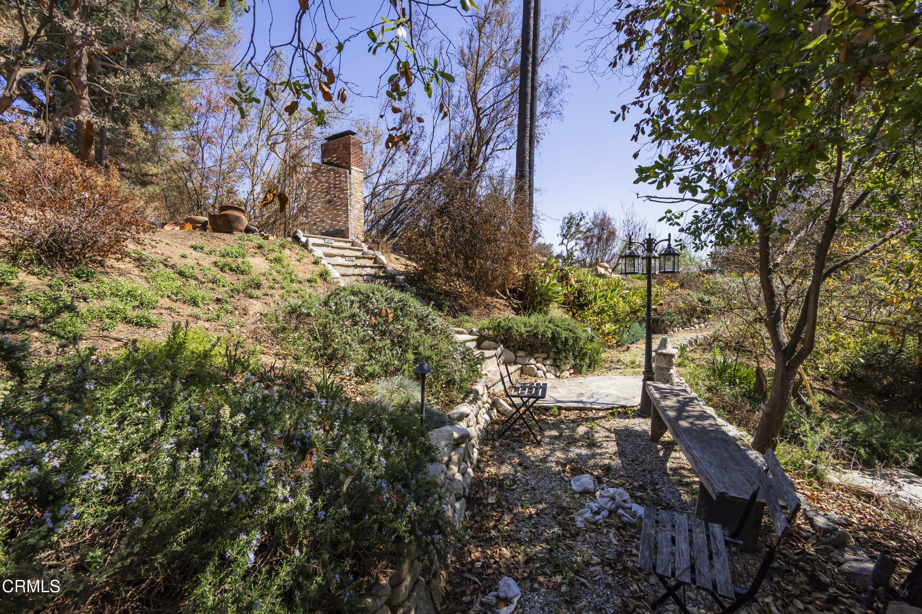 2876 Windfall Avenue Altadena, CA 91001 - Photo 12 of 37 2876 Windfall Ave Altadena-110