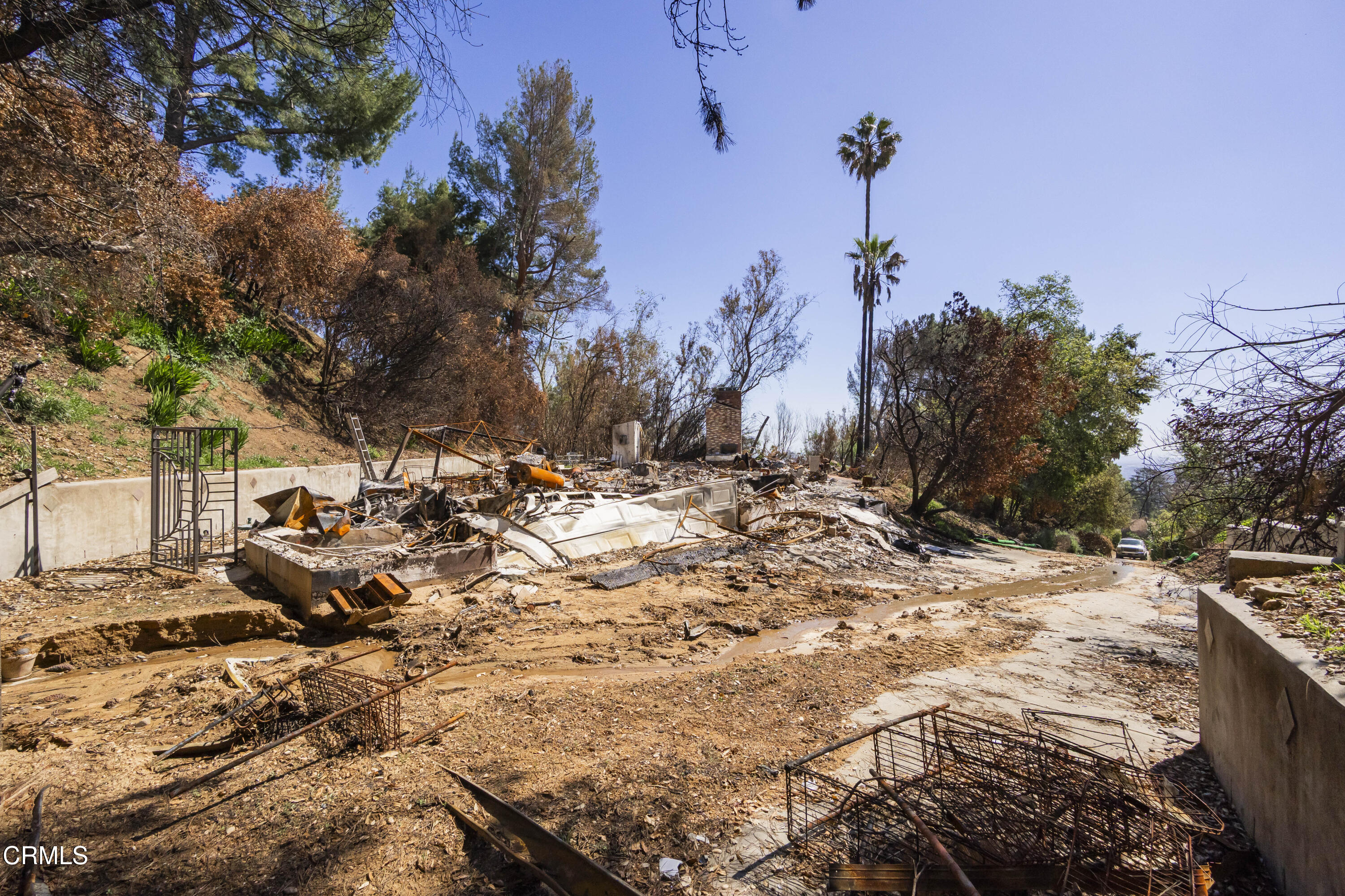 2876 Windfall Avenue Altadena, CA 91001 - Photo 13 of 37 2876 Windfall Ave Altadena-108