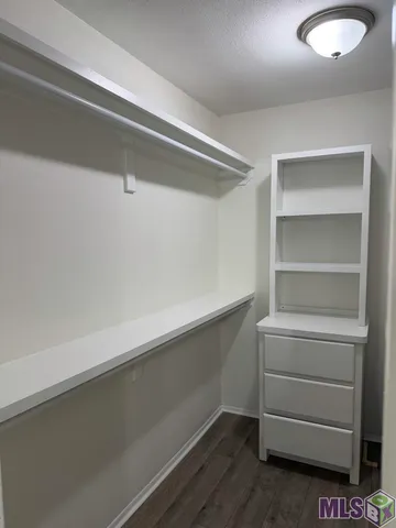 $1,300 | 8155 Jefferson Highway, Unit 203, Baton Rouge, LA 70809