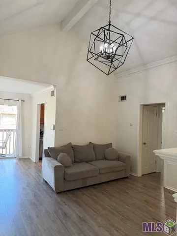$1,300 | 8155 Jefferson Highway, Unit 203, Baton Rouge, LA 70809