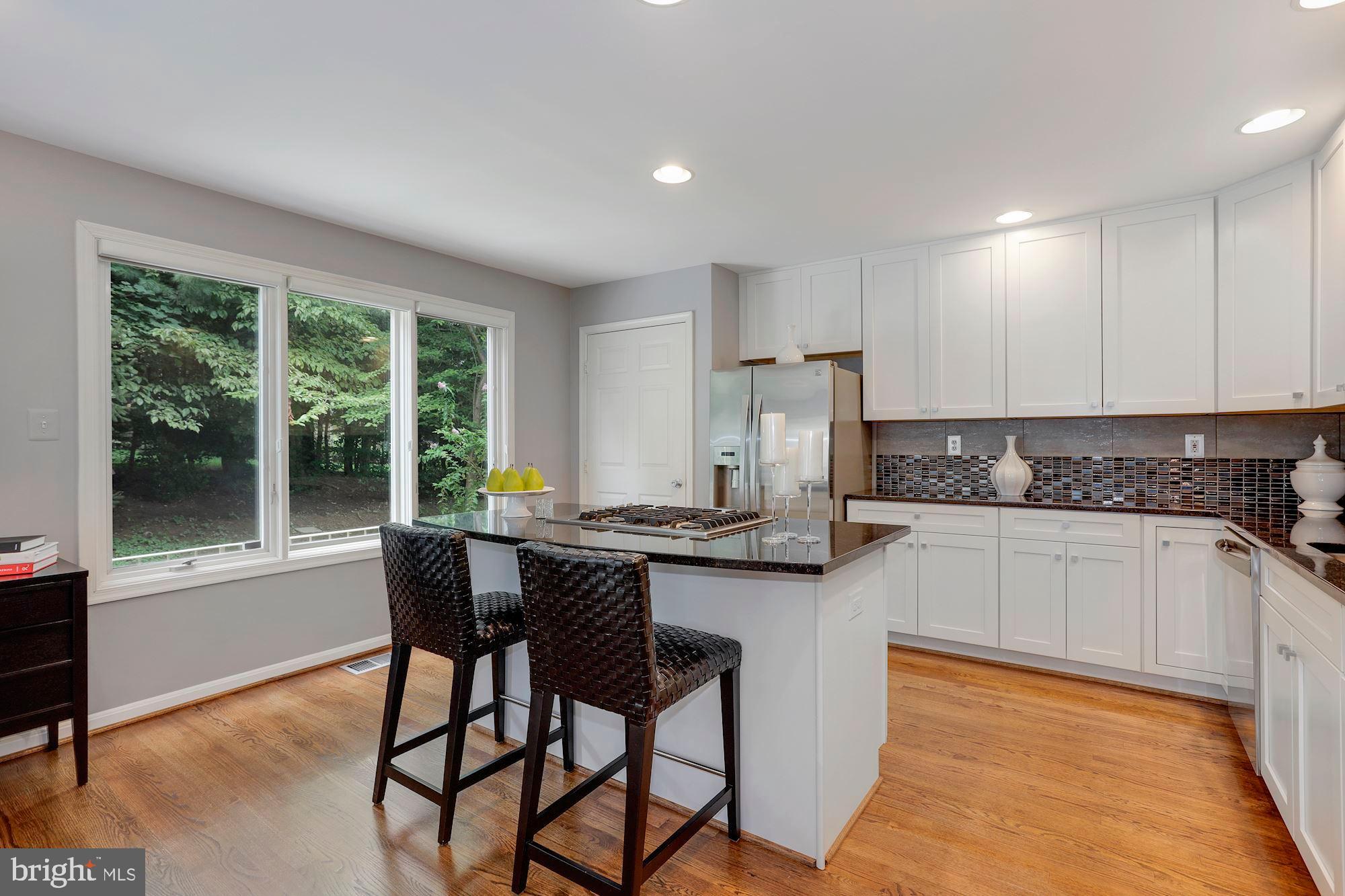 11210 Center Post Court Reston, VA 20194 - Photo 11 of 44 Gallery Image 11