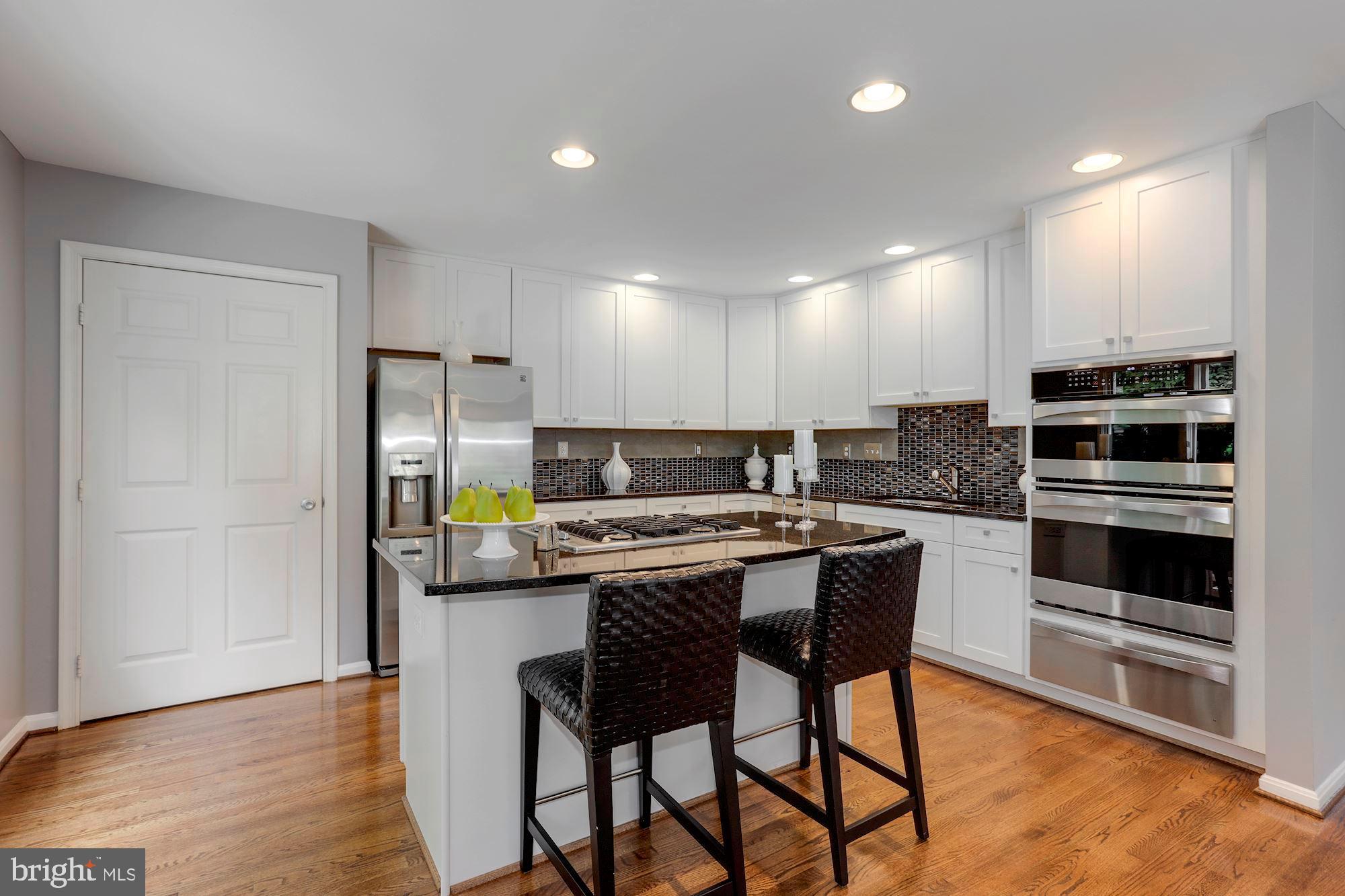 11210 Center Post Court Reston, VA 20194 - Photo 12 of 44 Gallery Image 12