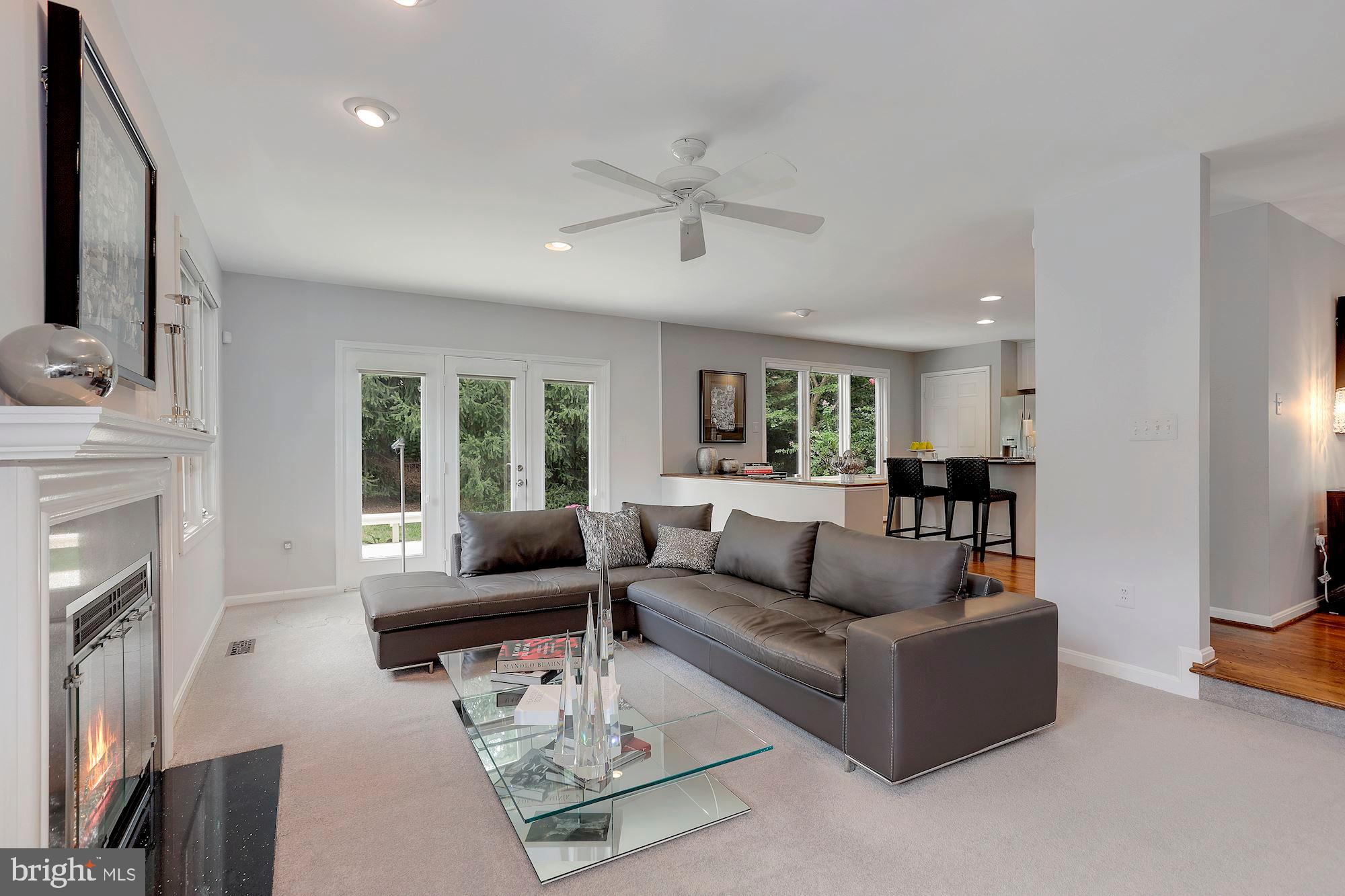 11210 Center Post Court Reston, VA 20194 - Photo 16 of 44 Gallery Image 16