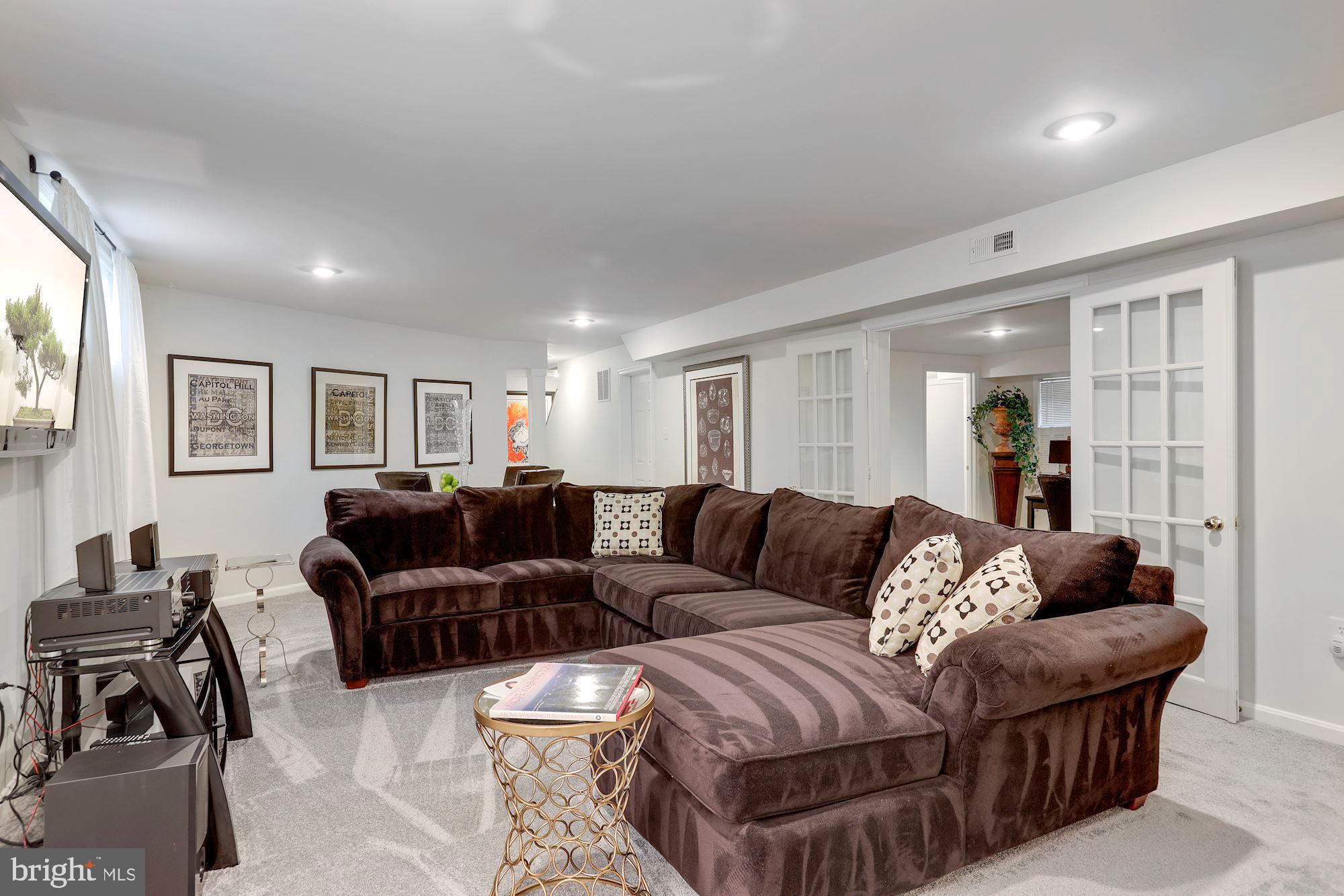 11210 Center Post Court Reston, VA 20194 - Photo 36 of 44 Gallery Image 36