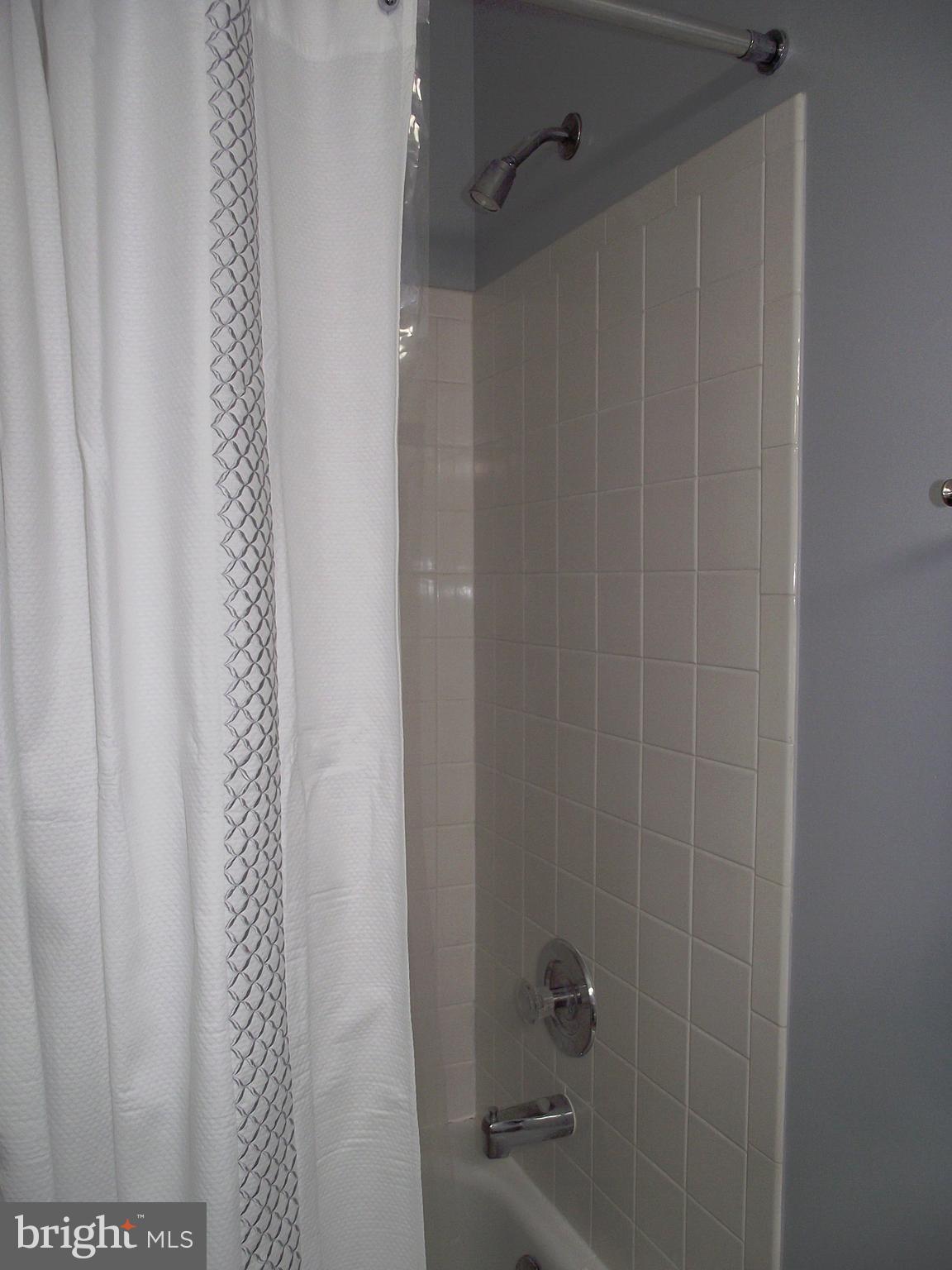 13548 Ruddy Duck Road Clifton, VA 20124 - Photo 17 of 30 Bath